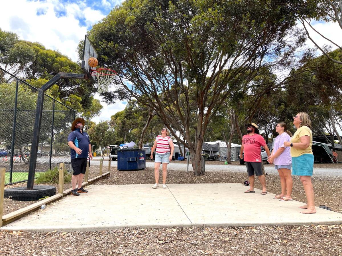 Big4 Port Willunga Tourist Park Hotell Aldinga Exteriör bild